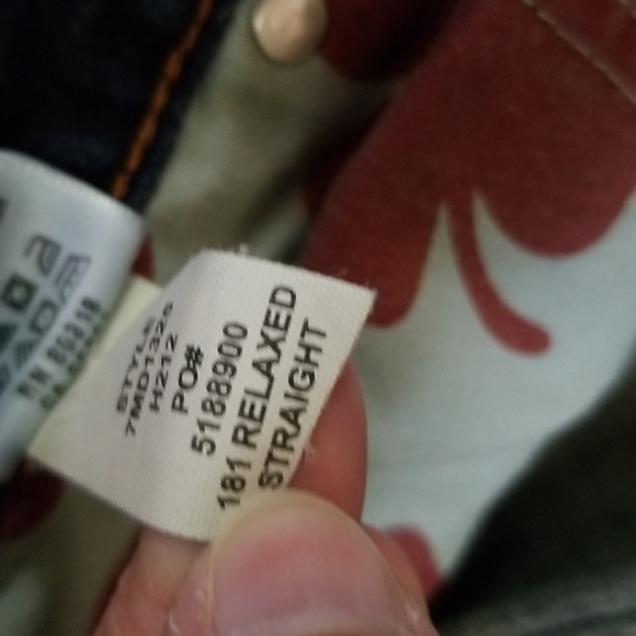 #100 EUC Lucky Brand mens Jean's 33x 33 relaxed straight - Picture 10 of 10